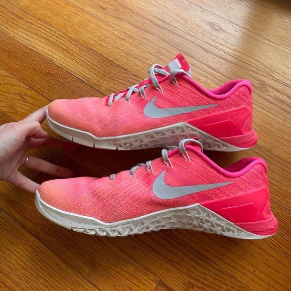Nike Metcon3 Fade - Sunset Glow (Women’s size US 10.5) - Picture 4 of 13